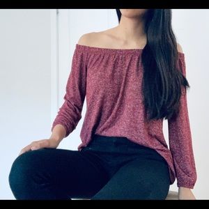 Hollister must have off the shoulder top
